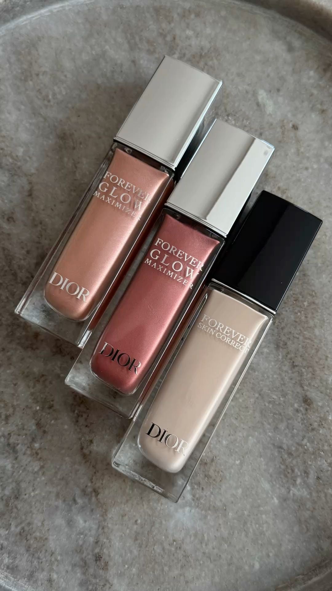 DIOR